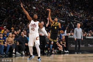 伊沃比的战 伊沃比的战