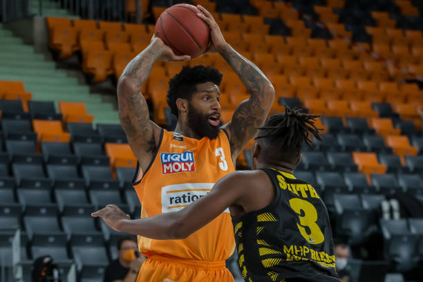 运作获得更 运作获得更