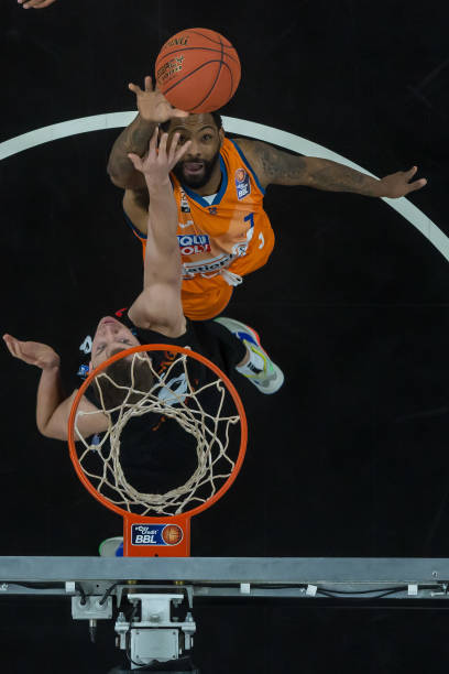 据多方消息 据多方消息