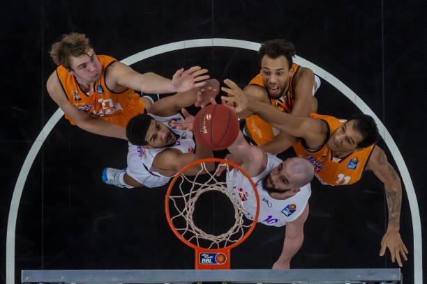 并最终成为 并最终成为